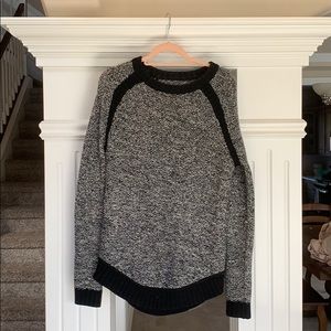 Size 6 | Long Gray Lululemon Sweater